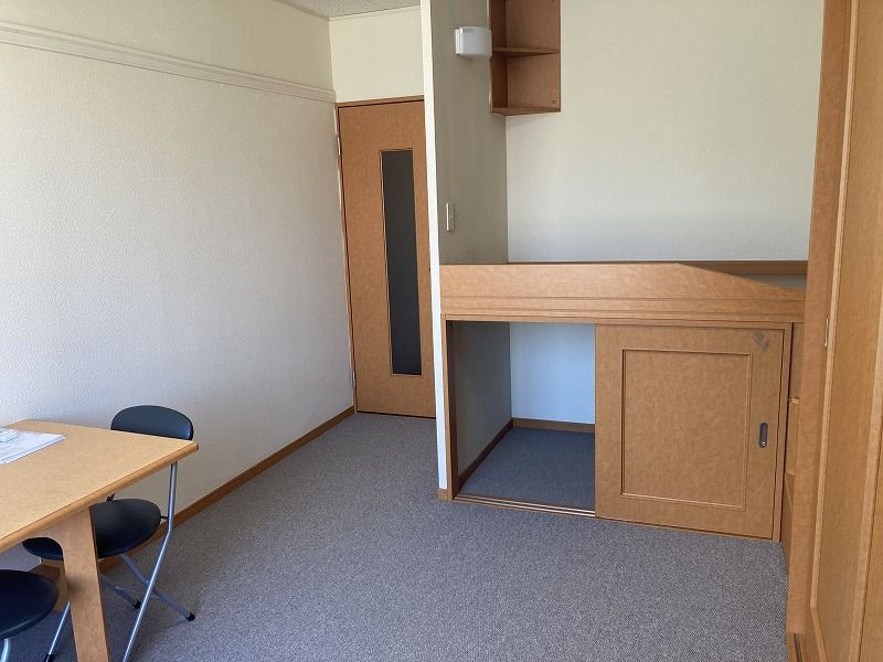 レオパレスＢｏｎｎｅ　ｊｏｕｒｎｅｅ 居間