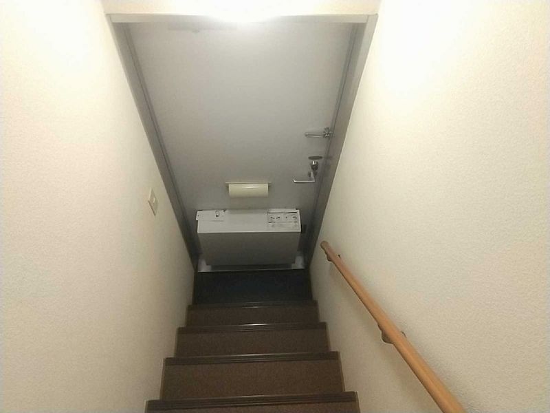 leopalace HSI RIVER II 현관