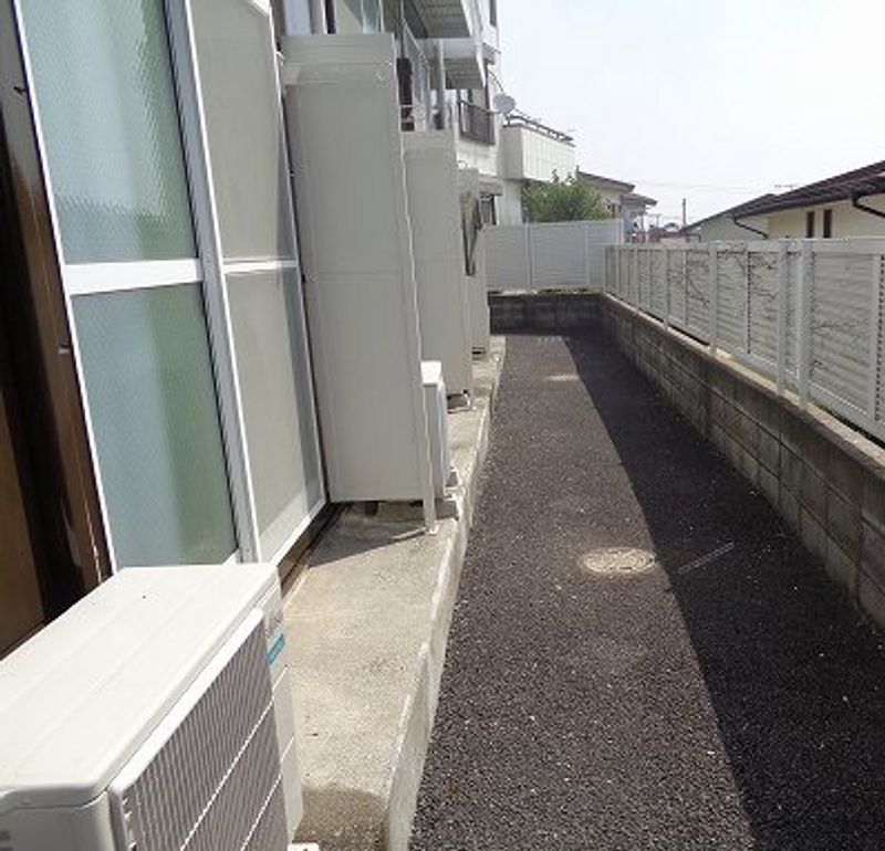 レオパレスカテナチオ 庭
