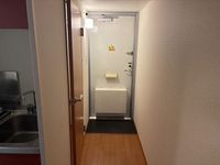 レオパレスおおすみ 玄関