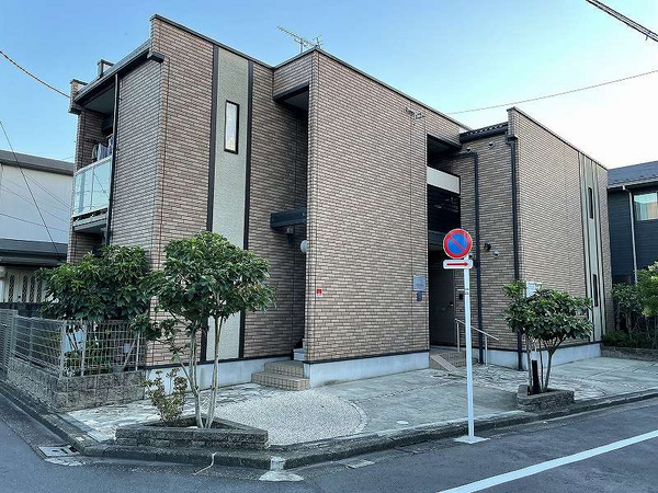 LEONEXT Fresheer Court外观