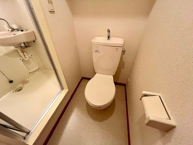 レオパレスなのはな トイレ