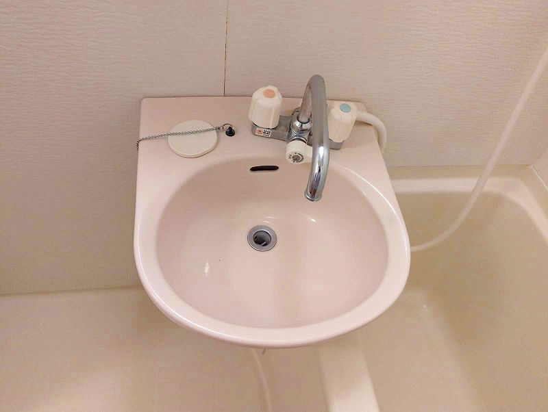 leopalace Cherry Garden C Bồn rửa mặt