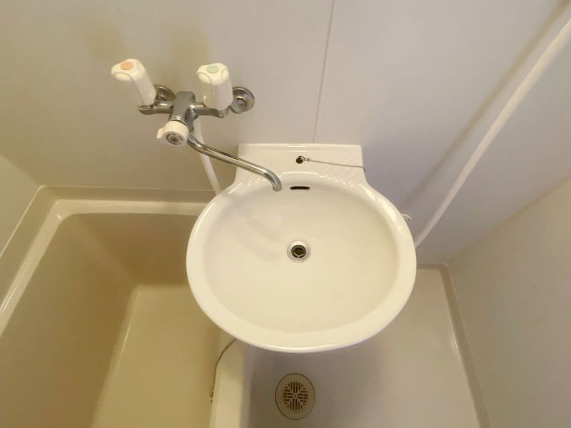 レオパレスウエストヒルズ 洗面台