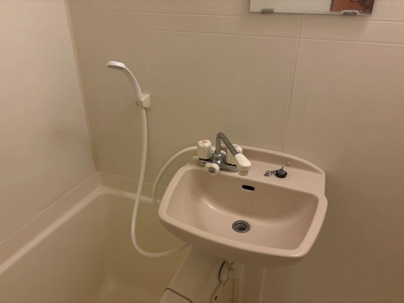 leopalace Brighton Bồn rửa mặt