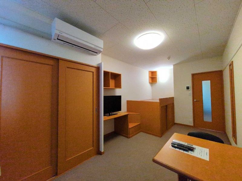 leopalace Gold Ring A Living room