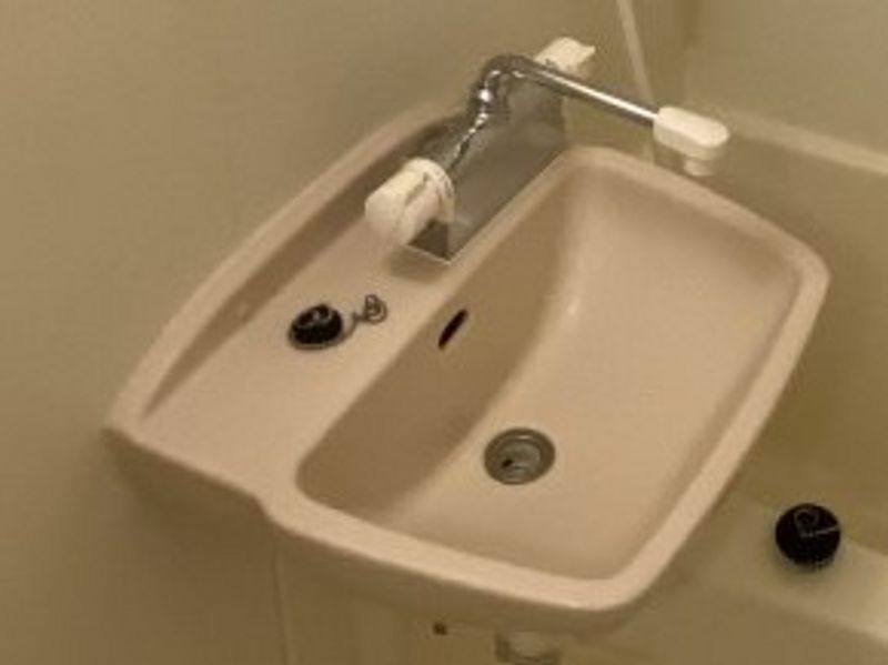 レオパレスおおむら 洗面台