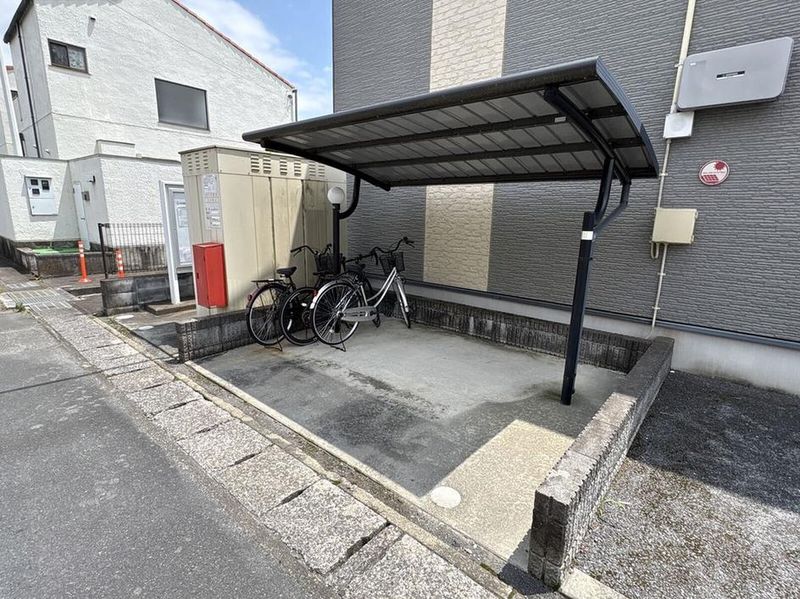 レオパレスアバンセ 共用部分