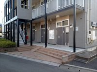 レオパレスマイルド桜町 エントランス