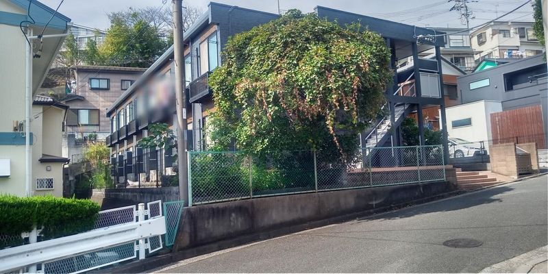 レオパレス久比里 外観