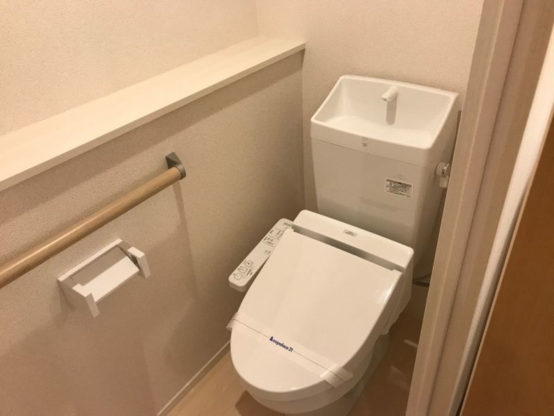 クレイノ西山 トイレ