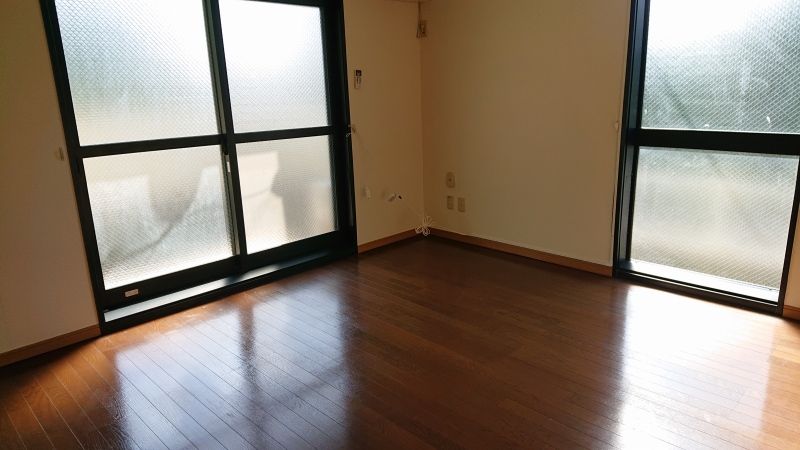 レオパレスＵＮＯ 居間