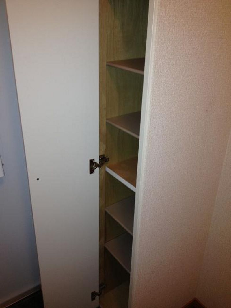レオパレス光 収納