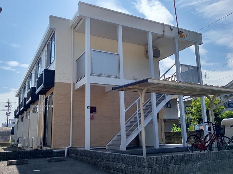 レオパレスコスモ 外観