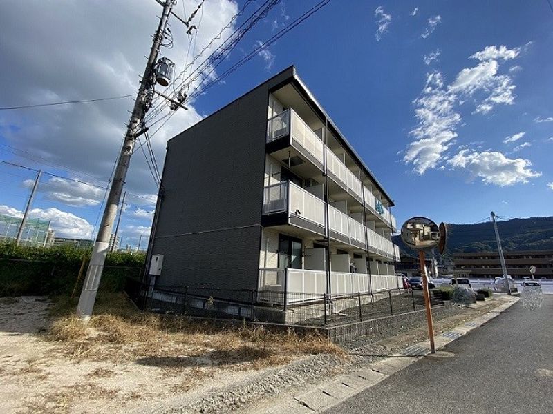 レオパレス青空 外観
