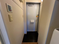 レオパレスビブハウス 玄関