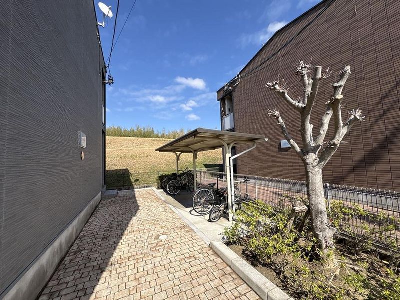 leopalace Kumozugawa Shared spaces