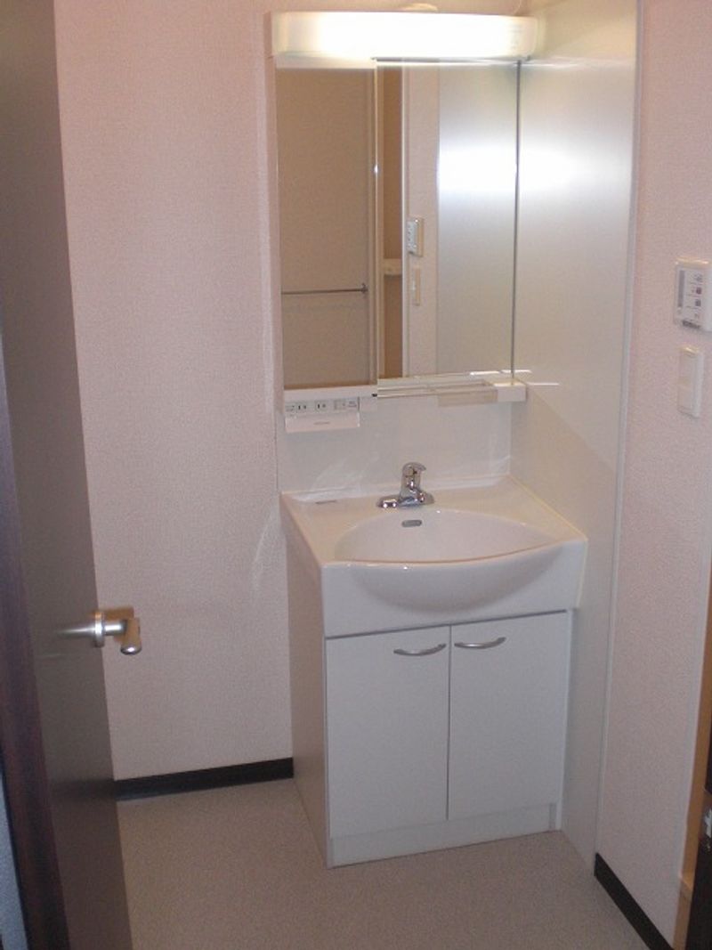 レオネクストネオ　レグルス 洗面所