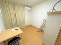 レオパレスメルシー新和 居間