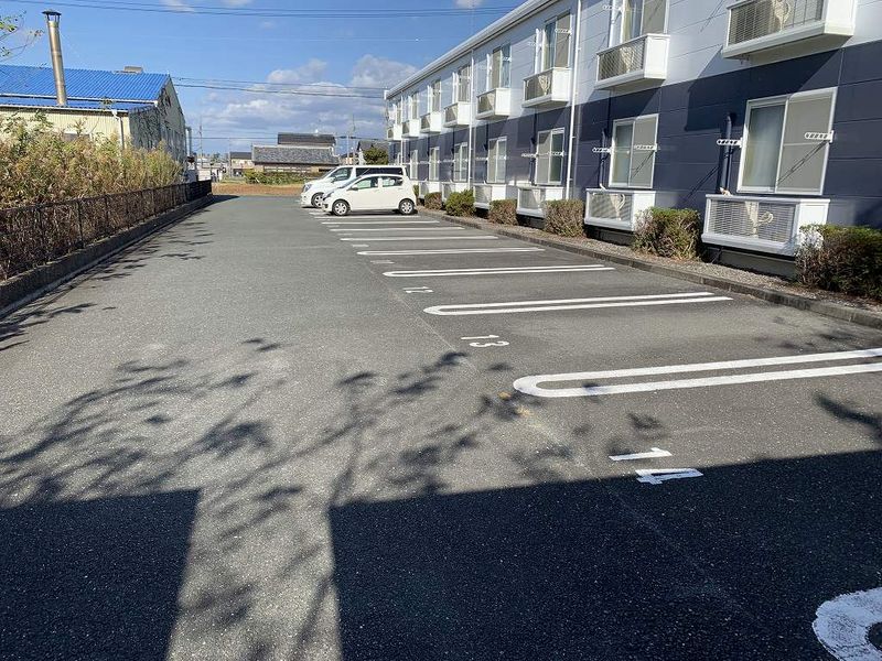 レオパレスＫ・Ｍ 駐車場