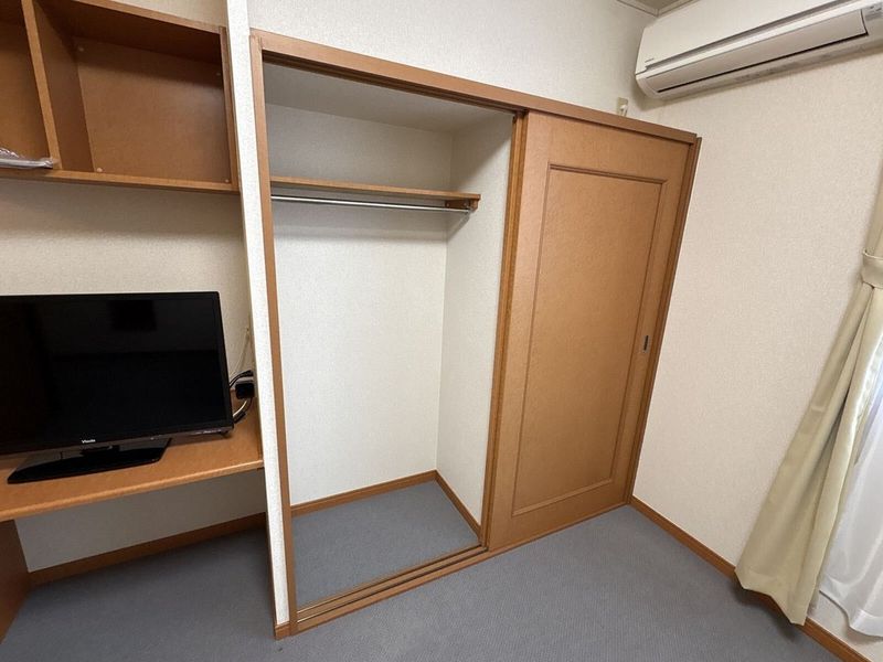 レオパレス有楽 収納