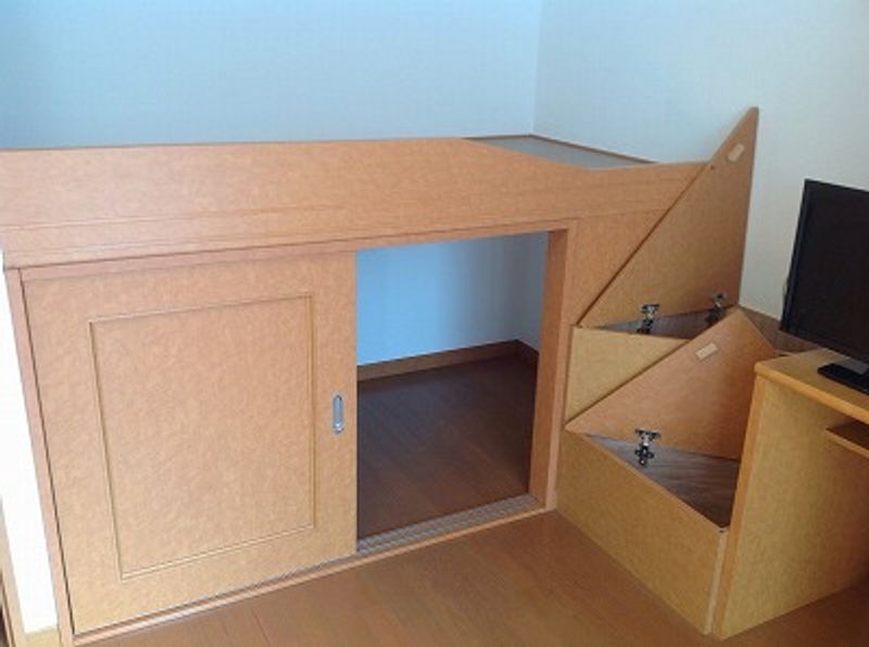 レオパレスフービエール 収納