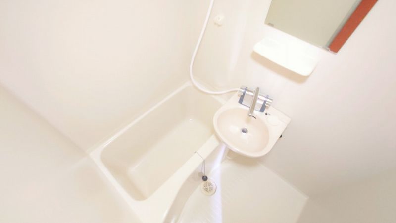 レオパレスムイ　オエステ 風呂