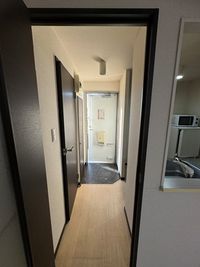 レオネクストｉ参番館 玄関