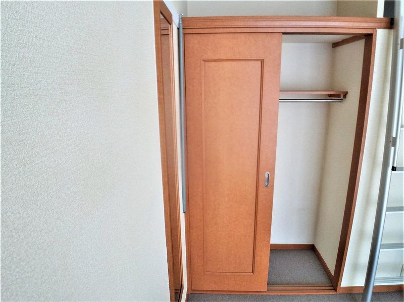 レオパレスルミエール０２ 収納