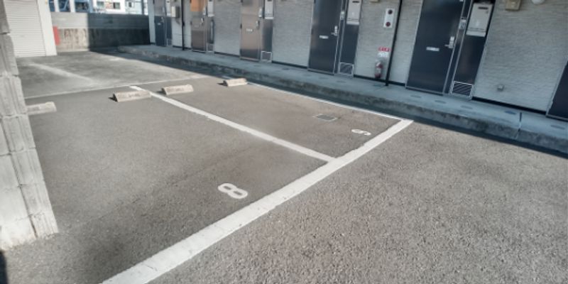 レオパレス幸Ａ 駐車場