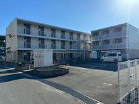 レオパレス大町 駐車場