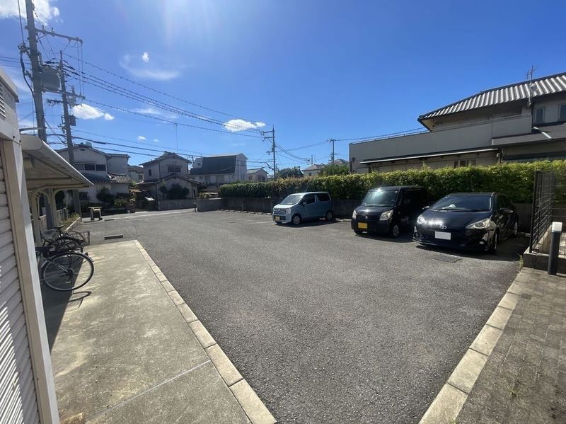 レオパレスＫＫＳ　木ノ本 駐車場