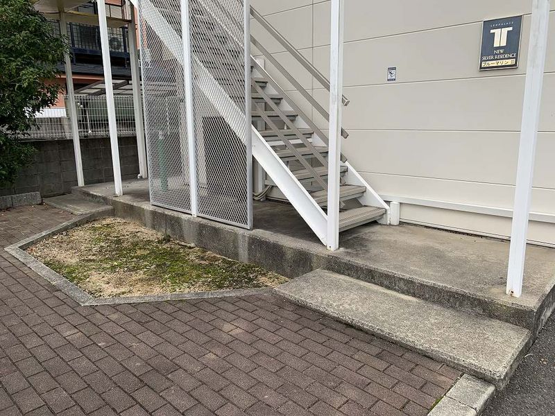 レオパレスブルーマリンⅡ 共用部分