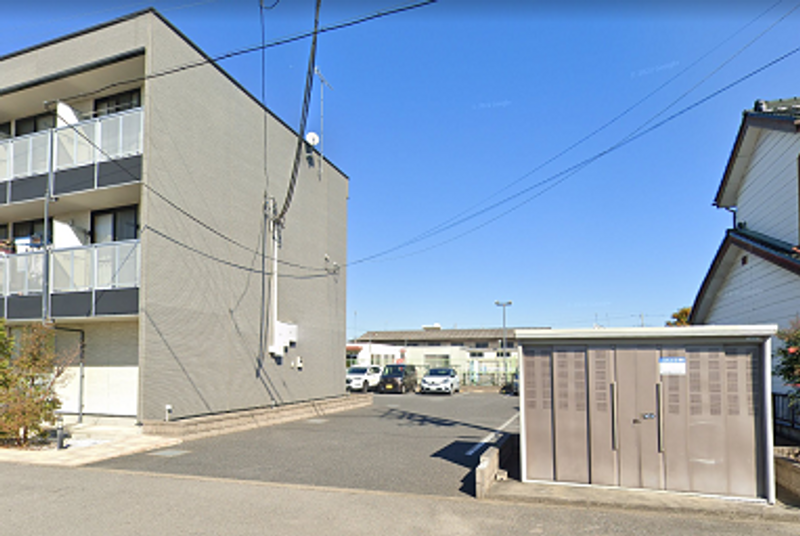 レオパレス宇都宮南 エントランス