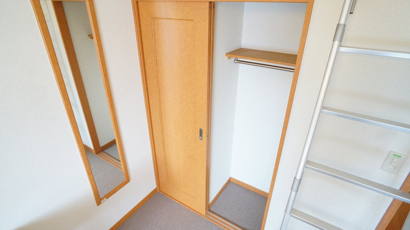 レオパレスプレンティ浜寺 収納