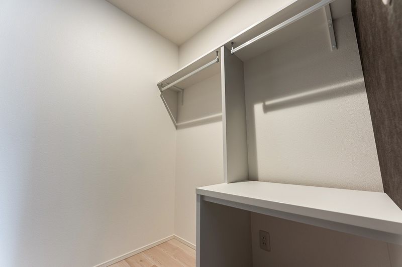 アルク比佐津Ｒ７ 収納