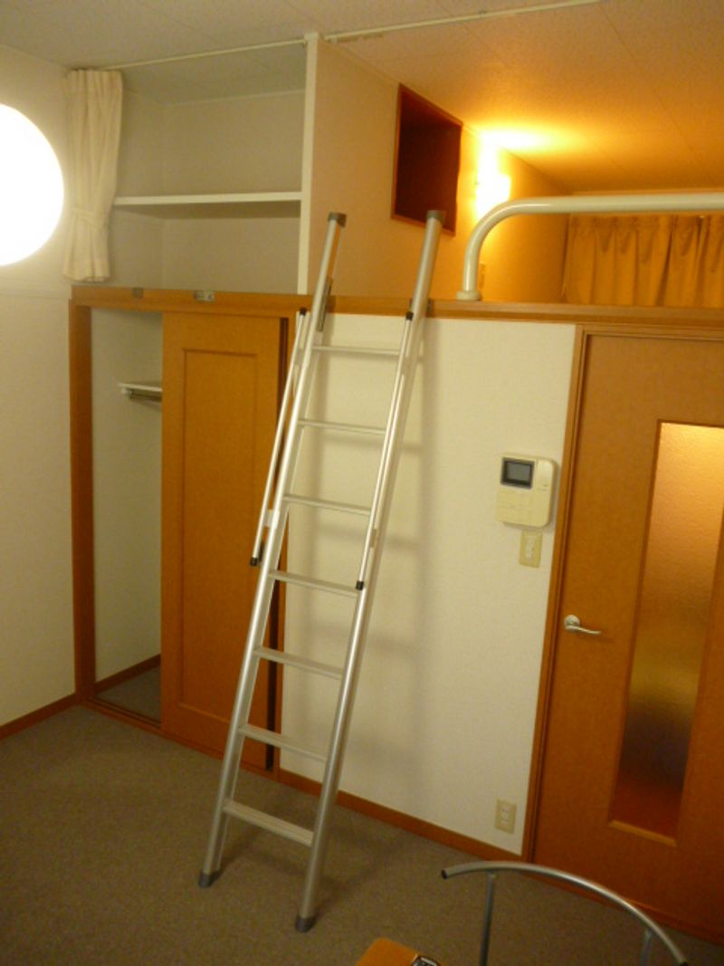 レオパレスモンパレル 収納