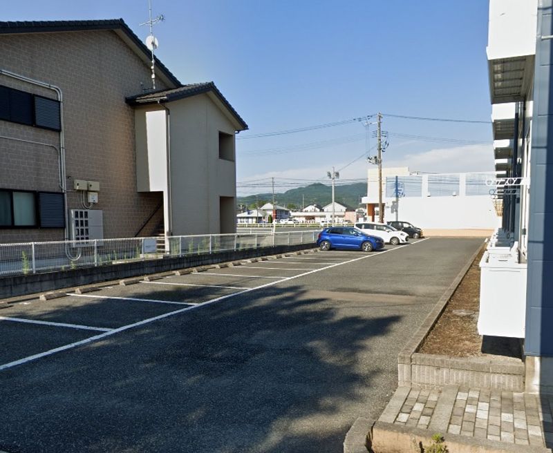 レオパレス相馬 駐車場