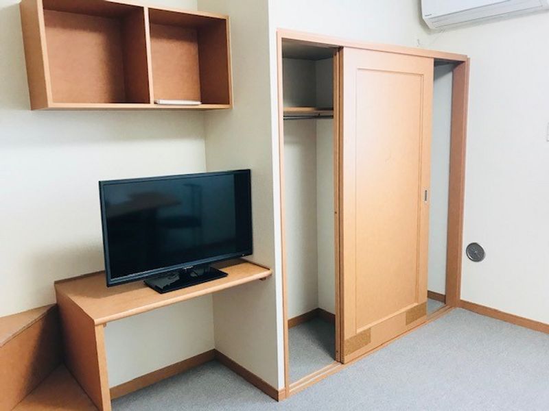 レオパレスベルエポック 収納