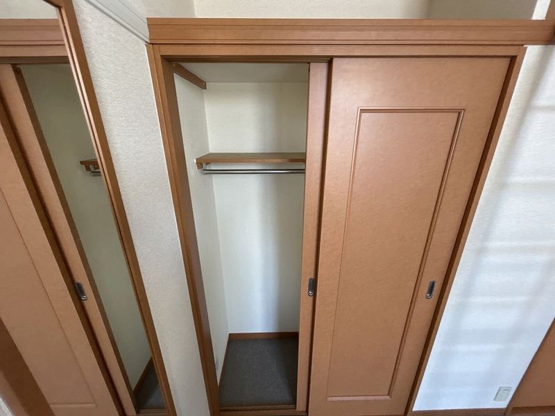 レオパレスヴィラ上峰 収納