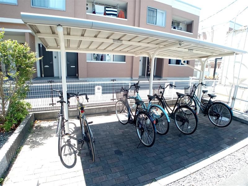 レオパレスアプリコーゼ 共用部分