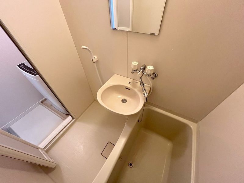 レオパレスフジ 風呂