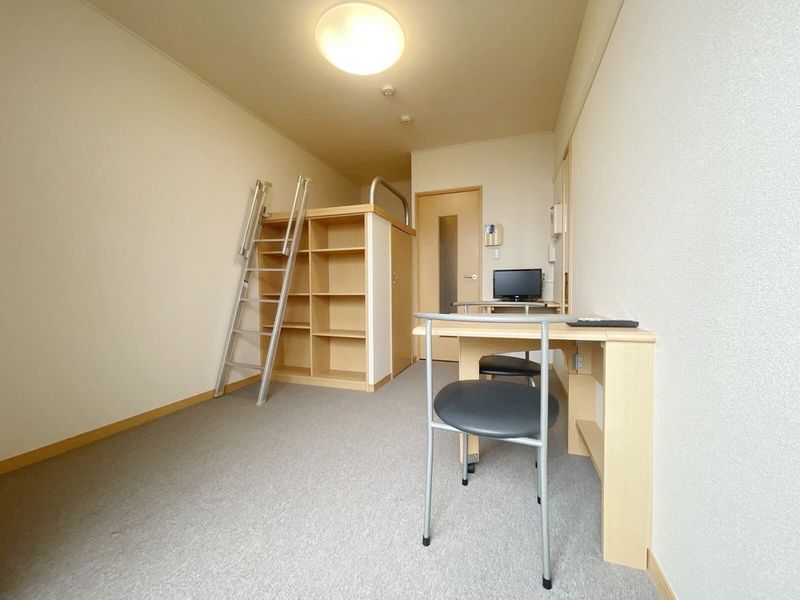 leopalace Regulus Hachiman Phòng khách