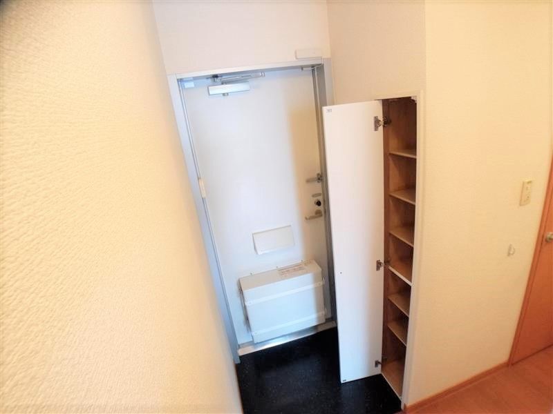 レオパレスさくら 収納