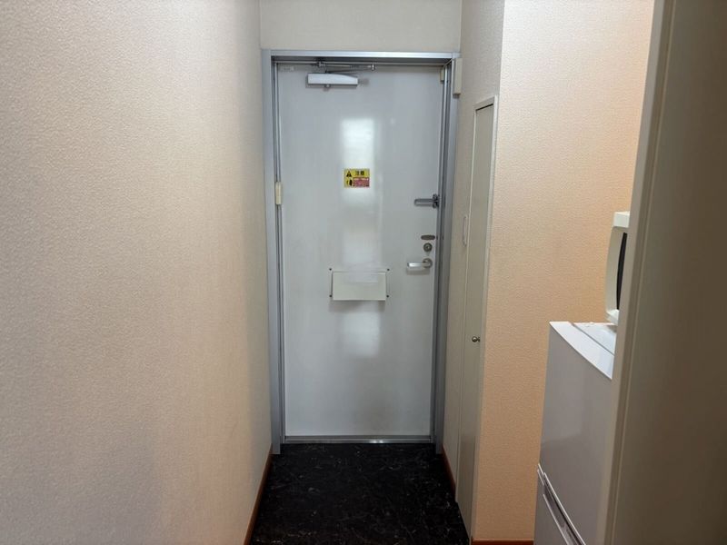 レオパレスＭ＆Ａフォースイ 玄関