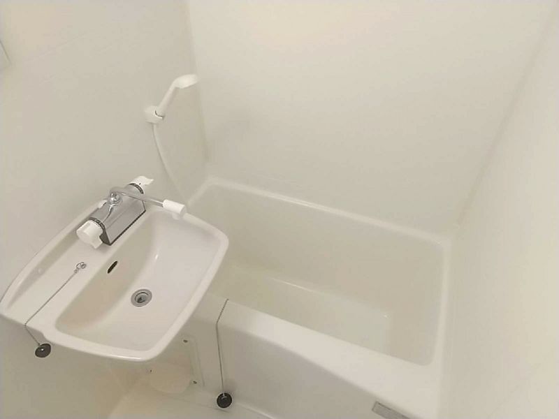 レオパレスビューテラス 風呂