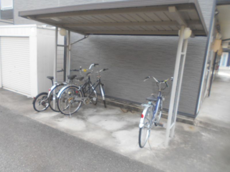 レオパレスカナン 共用部分