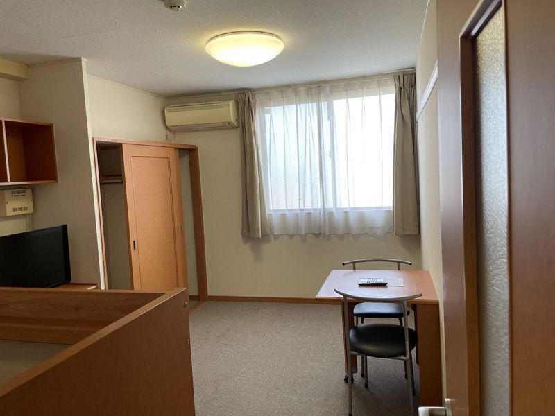 レオパレス萌 居間