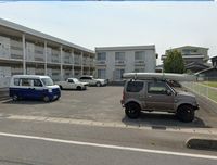 レオパレスサン 駐車場