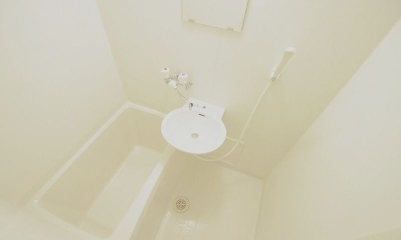 レオパレスハマダテ 風呂